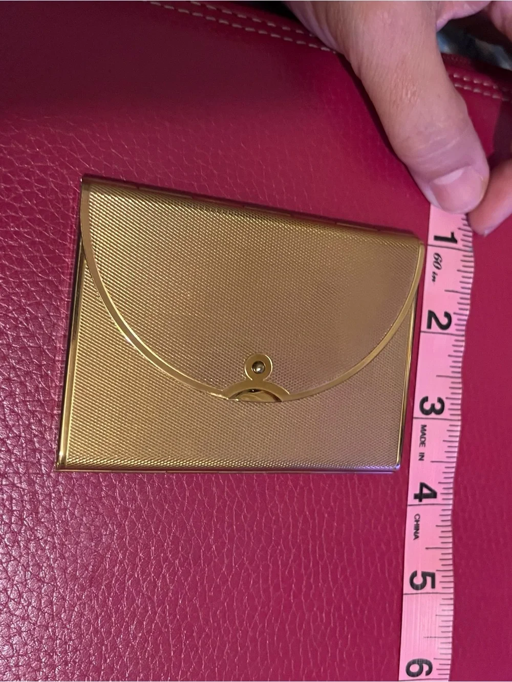 ✨ VINTAGE COTY GOLD COMPACT ✨ Original Puff Included!
